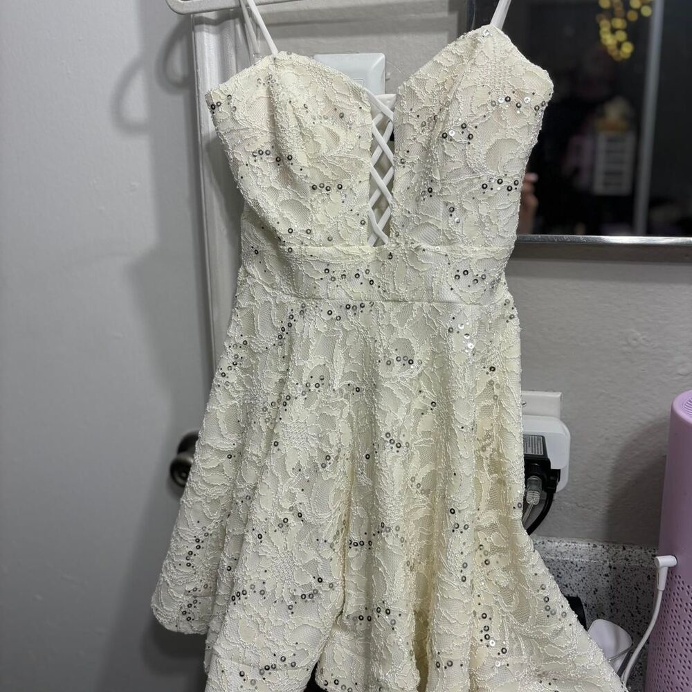 Unbranded Women's Cream and White Dress